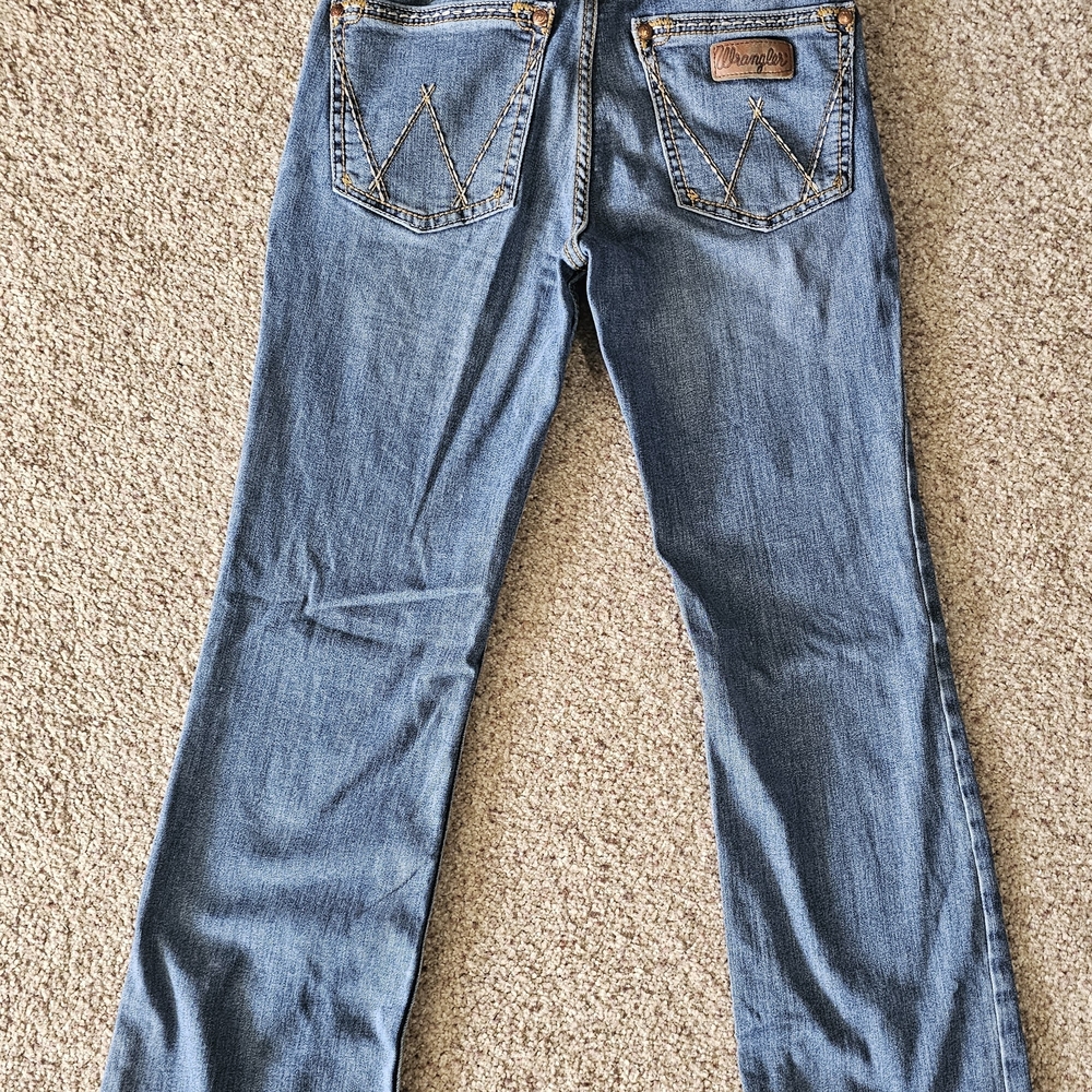 Wrangler Women's Classic Blue Boot Cut Jeans